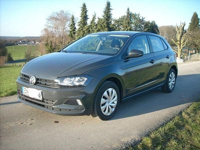 Gebraucht VW Polo 80 PS (58 kW) 2018 Grau Kleinwagen