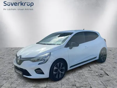 Używany Renault Clio V Evolution 67 KM (49 kW) 2023 Biały Sedan/Limuzyna