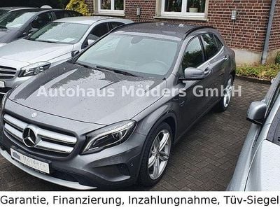 Gebraucht Mercedes GLA200 156 PS (114 kW) 2015 Grau SUV