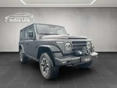 Neu BAW 212 166 PS (122 kW) 2026 Grau SUV