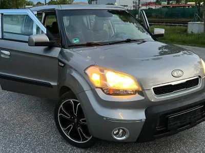 Gebraucht Kia Soul 126 PS (92 kW) 2009 Grau SUV