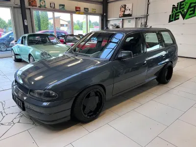 Gebraucht Opel Astra Cabriolet 150 PS (110 kW) 1996 Grau Cabrio