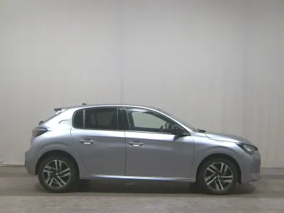 Gebraucht Peugeot 208 Allure 102 PS (75 kW) 2023 Grau Kleinwagen