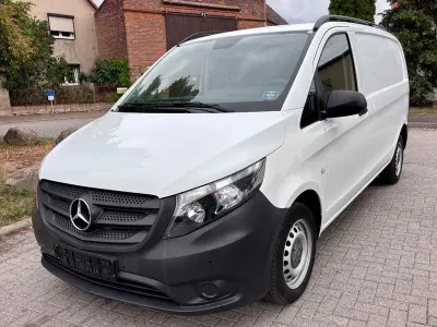 Gebraucht Mercedes Vito 114 PS (83 kW) 2019 Weiß Van