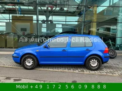 Używany VW Golf III 75 KM (55 kW) 1999 Niebieski Sedan/Limuzyna