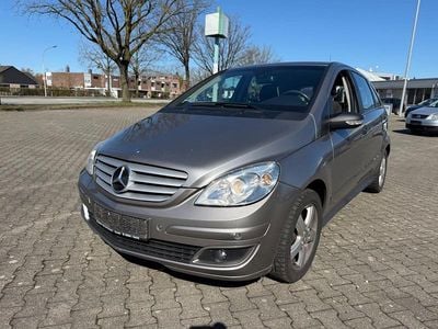 Gebraucht Mercedes B180 109 PS (80 kW) 2006 Grau Van / Kleinbus