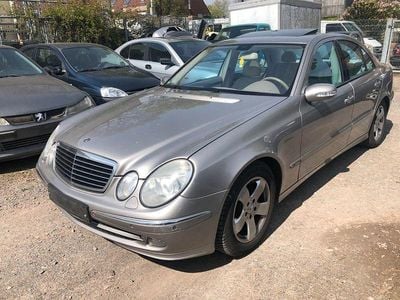 Gebraucht Mercedes E320 Avantgarde 204 PS (150 kW) 2005 Beige Limousine