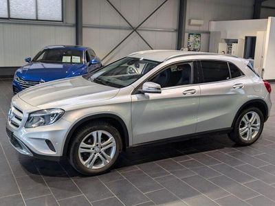 Gebraucht Mercedes GLA200 Urban 156 PS (114 kW) 2016 Silber SUV