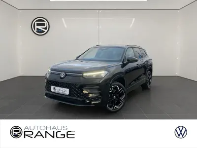 Używany VW Tayron R-line 150 KM (110 kW) 2026 Czarny SUV