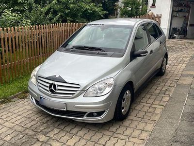 Mercedes B170
