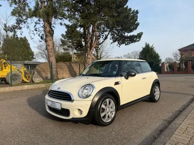 Gebraucht Mini Cooper 120 PS (88 kW) 2009 Pepper (old english) white Kleinwagen