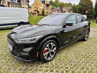 Gebraucht Ford Mustang Mach-E Premium 258 kW (351 PS) 2022 Iridiumschwarz metallic SUV