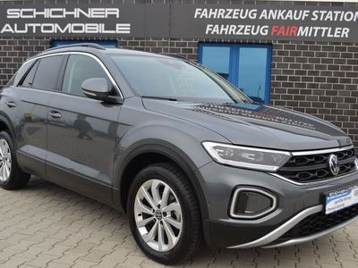 Gebraucht VW T-Roc Life 150 PS (110 kW) 2024 Grau SUV