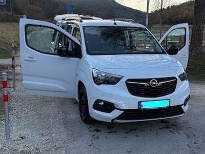 Gebraucht Opel Combo Life XL Ultimate 131 PS (96 kW) 2023 Weiß Van / Kleinbus