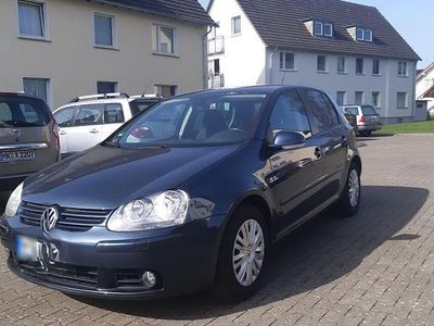 Usata VW Golf VI United 140 CV (102 kW) 2008 Blu Utilitaria