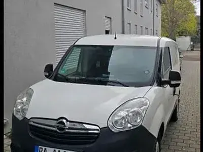Gebraucht Opel Combo Selection 95 PS (69 kW) 2016 Weiß Van / Kleinbus