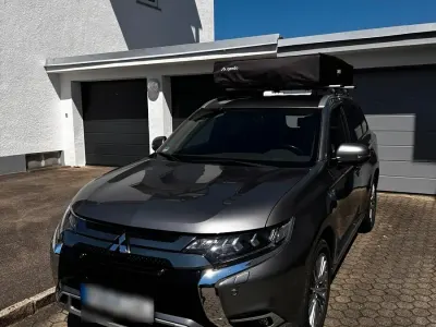 Gebraucht Mitsubishi Outlander P-HEV Plus 224 PS (164 kW) 2021 Grau SUV