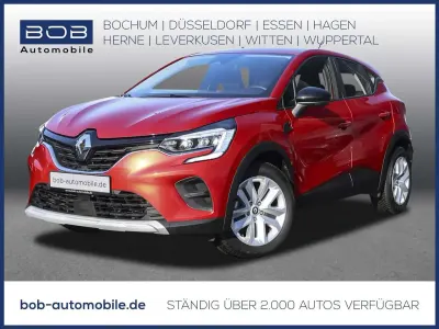 Używany Renault Captur Evolution 140 KM (102 kW) 2023 Czerwony SUV