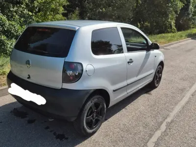 Second-hand VW Fox 54 CP (39 kW) 2006 Argintiu Hatchback