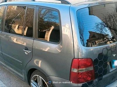 Usata VW Touran 102 CV (75 kW) 2004 Grigio Monovolume