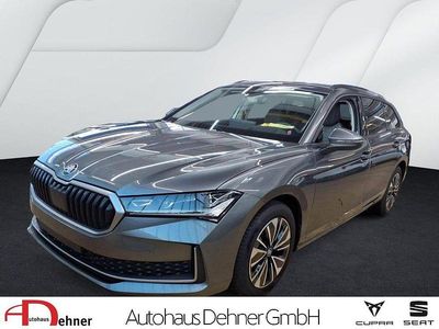 Gebraucht Skoda Superb Selection 150 PS (110 kW) 2025 Graphitegrau Kombi