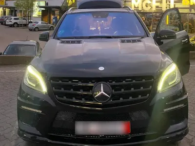 Gebraucht Mercedes ML63 AMG 557 PS (409 kW) 2013 SUV