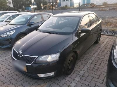 Gebraucht Skoda Rapid 105 PS (77 kW) 2014 Schwarz Kleinwagen