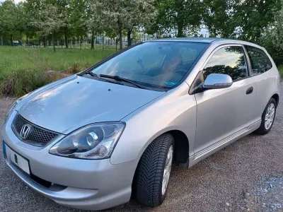 Brugt Honda Civic 90 HK (66 kW) 2005 Sølv Coupe