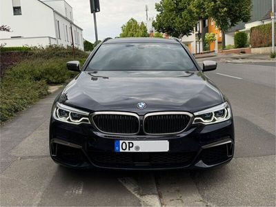 BMW M550