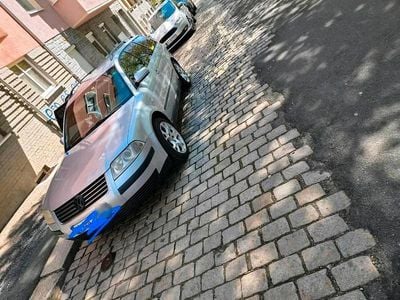 Begagnad VW Passat 131 HK (96 kW) 2001 Silver Kombi
