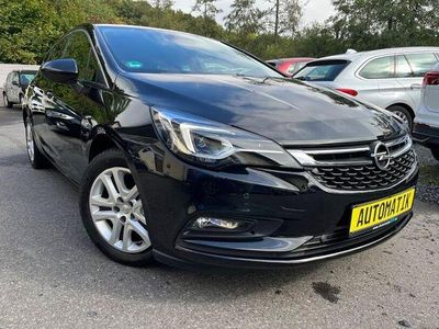 Schwarz Gebraucht 2017 Opel Astra Innovation Limousine | 12.961 € (Fairer Preis)