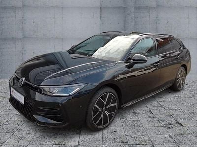 Gebraucht VW Passat R-line 177 PS (130 kW) 2024 Schwarz Kombi