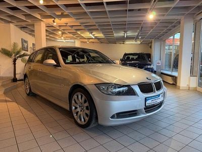 Gebraucht BMW 330 Sport Line 231 PS (169 kW) 2005 Silber Kombi