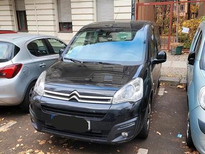 Schwarz Gebraucht 2018 Citroën Berlingo Van / Kleinbus | 11.300 € (Fairer Preis)