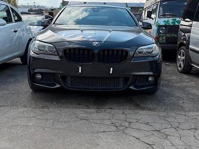 Gebraucht BMW 520 M Sport 184 PS (135 kW) 2014 Grau Limousine