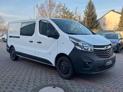 Weiß Gebraucht 2016 Opel Vivaro Van / Kleinbus | 11.899 € (Fairer Preis)