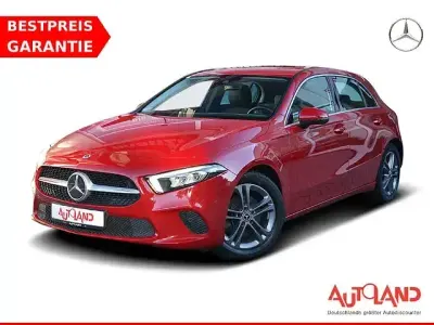 Gebraucht Mercedes A200 Progressive 163 PS (119 kW) 2018 Rot Limousine