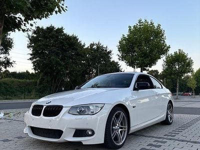 BMW 325