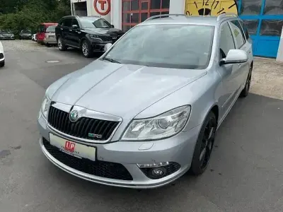Gebraucht Skoda Octavia RS 170 PS (125 kW) 2012 Silber Kombi