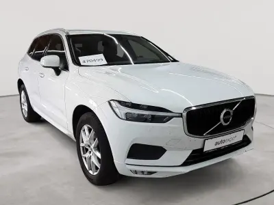 Gebraucht Volvo XC60 Momentum 197 PS (144 kW) 2021 Ice white SUV