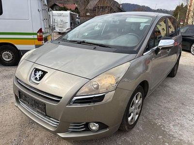 Usata Peugeot 5008 Premium 109 CV (80 kW) 2010 Grigio Monovolume
