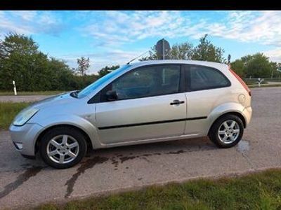 gebraucht Ford Fiesta 1,3 51 kW Viva Viva