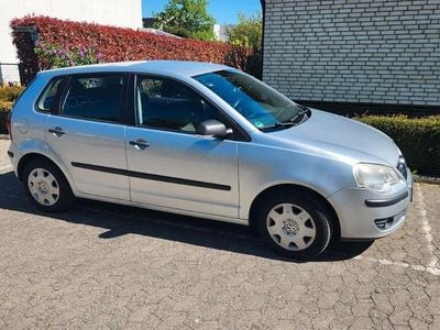 Second-hand VW Polo Trendline 60 CP (44 kW) 2009 Argintiu Hatchback