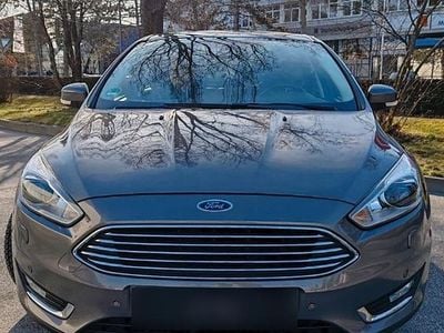 Gebraucht Ford Focus 150 PS (110 kW) 2016 Grau Kombi