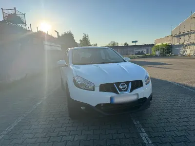 Gebraucht Nissan Qashqai 150 PS (110 kW) 2012 Weiß SUV