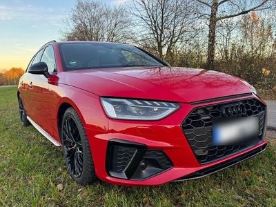 Gebraucht Audi A4 Allroad Ambiente 204 PS (150 kW) 2022 Rot Kombi