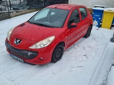 Rot Gebraucht 2012 Peugeot 206+ Kleinwagen | 1.500 € (Superpreis)
