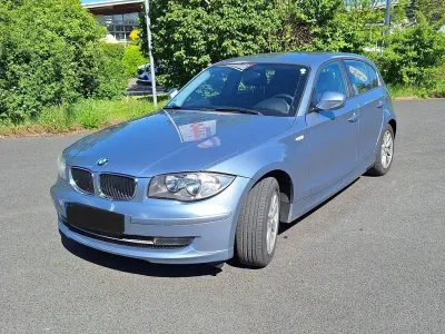 Gebraucht BMW 116 122 PS (89 kW) 2010 Blau Kleinwagen