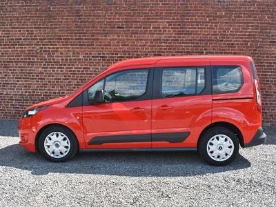 Usata Ford Tourneo Connect 120 CV (88 kW) 2016 Rosso Monovolume