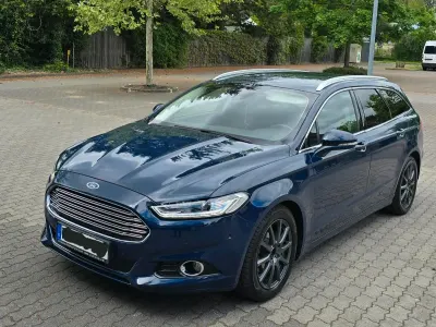 Gebraucht Ford Mondeo 150 PS (110 kW) 2015 Blau Kombi
